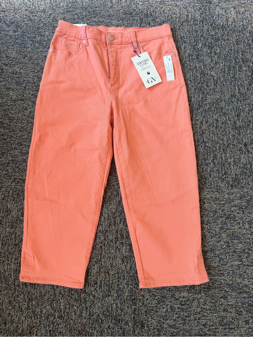 NWT Gloria Vanderbilt All Around Slimming Effect Coral Capri Pants Size 6